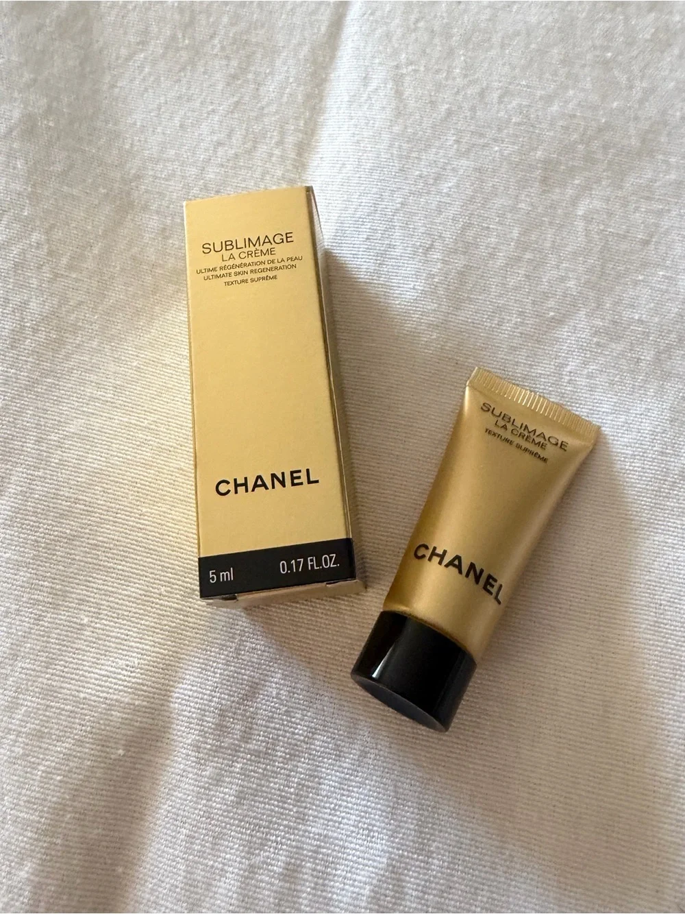 CHANEL Sublimage La Crème - Gold & Black Mini